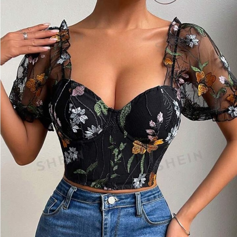 SHEIN privé Floral Embroidery Mesh Puff Sleeve Bustier Crop Top